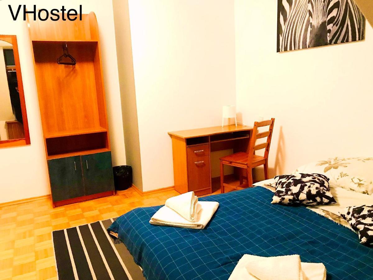 V Hostel Warschau Buitenkant foto